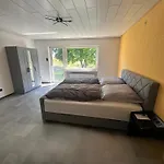 Hof Schoeneck In Sehr Ruhiger Alleinlage
