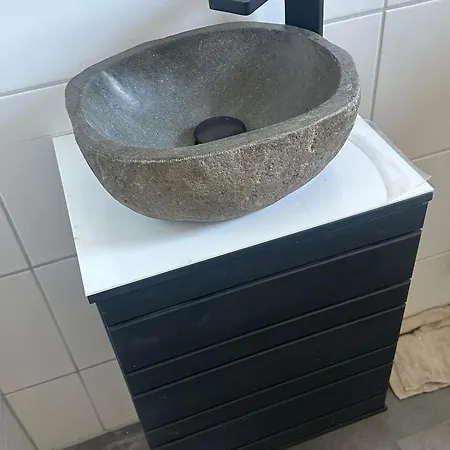 Hof Schoeneck In Sehr Ruhiger Alleinlage *