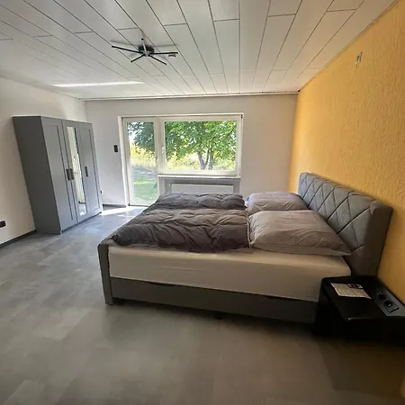 Hof Schoeneck In Sehr Ruhiger Alleinlage